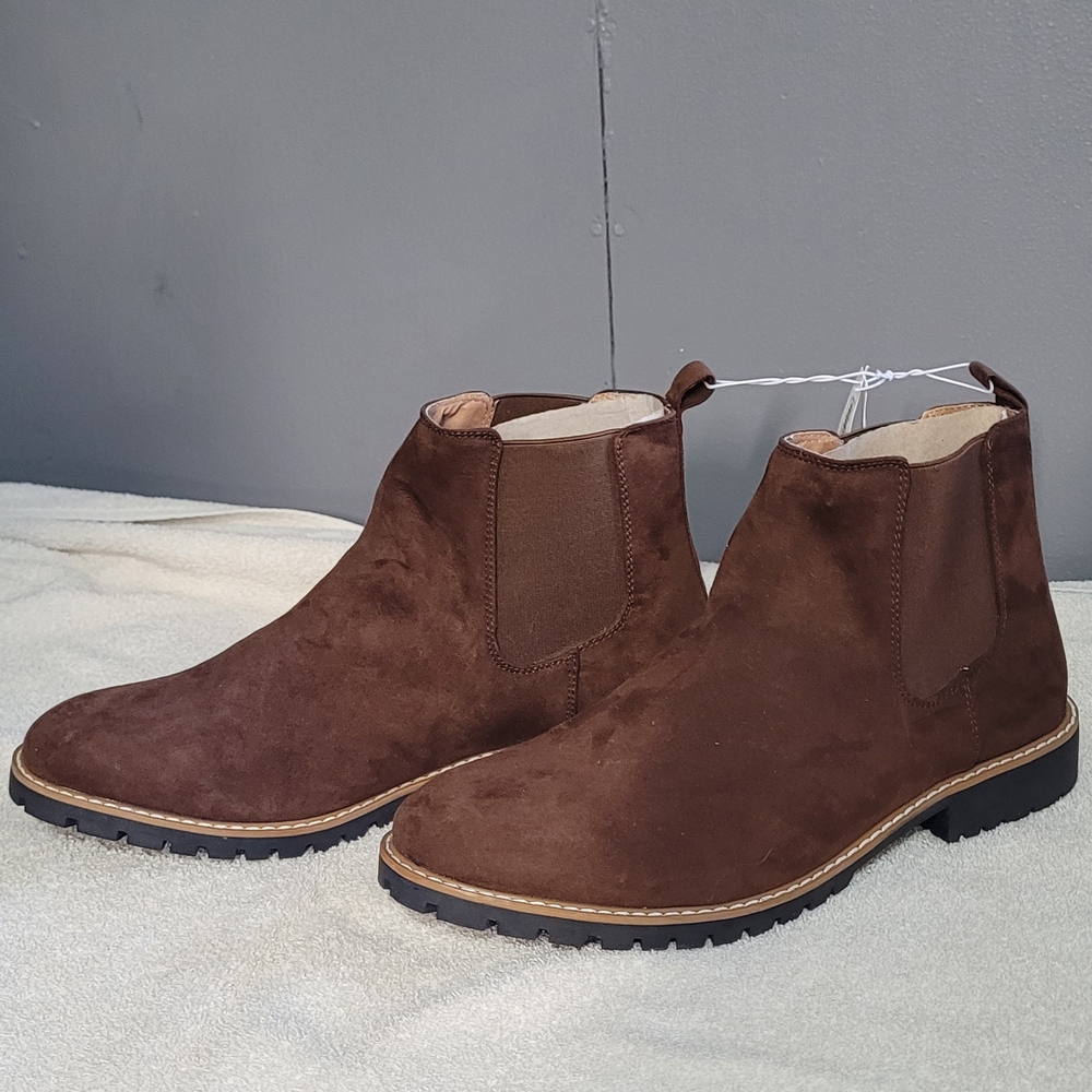 Old Navy Men's Brown Chukka Boots